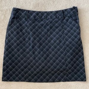 Alulr skort